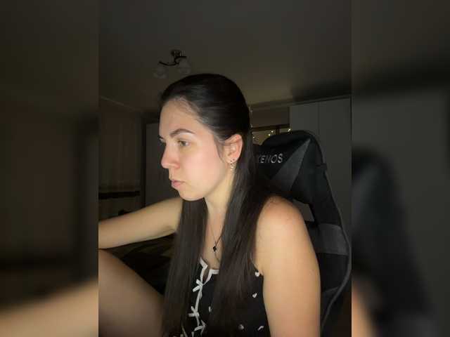 Vika19981 live cam on BongaCams