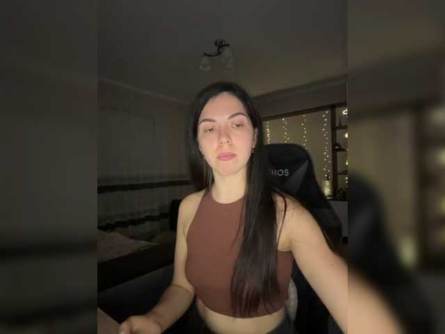 Vika19981 live cam on BongaCams