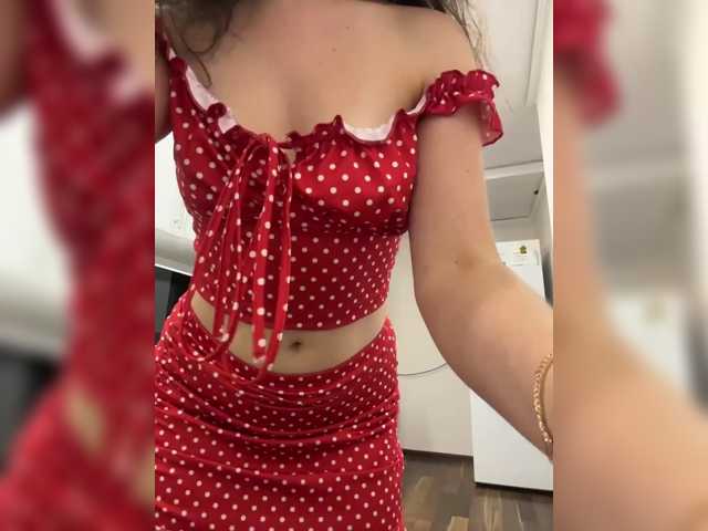 Vika19981 live cam preview