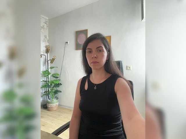 Vika19981 live cam on BongaCams