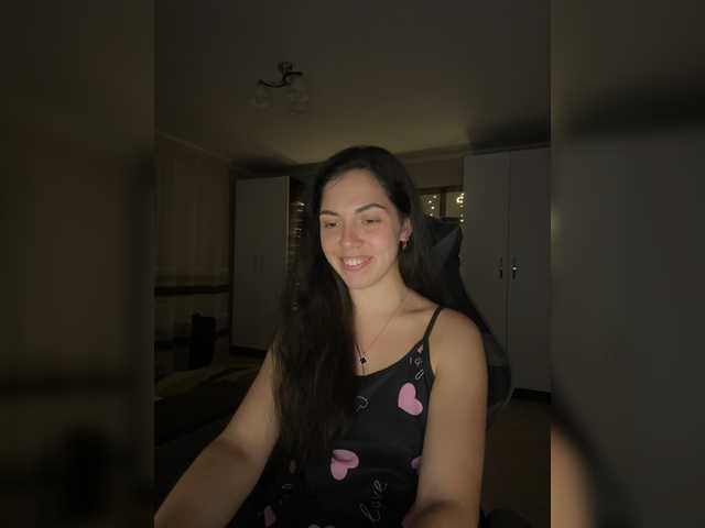 Vika19981 live cam on BongaCams