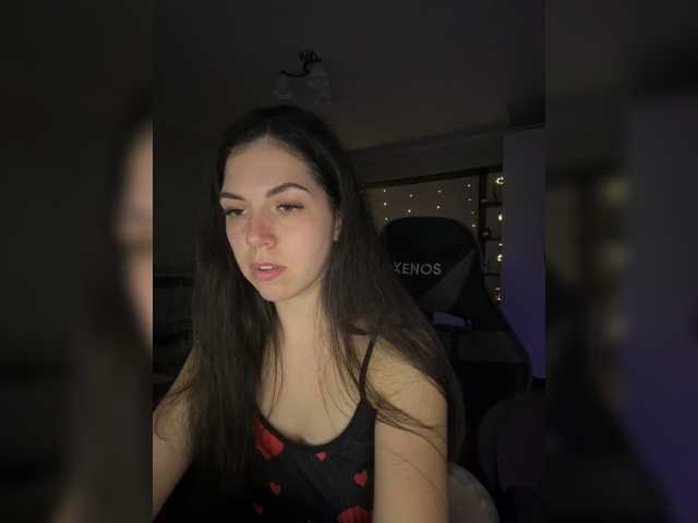 Vika19981 live cam