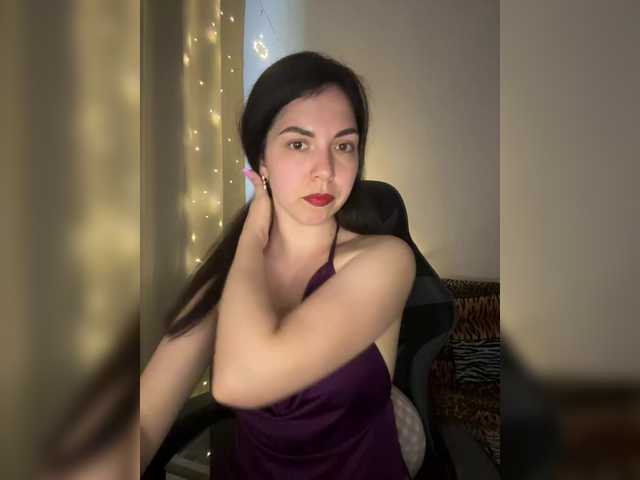 Vika19981 live cam on BongaCams