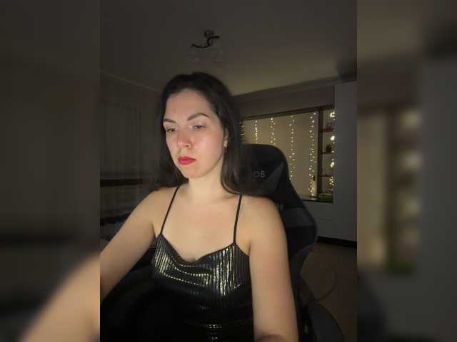 Vika19981 live cam on BongaCams