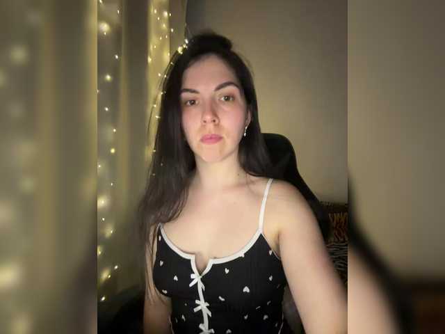 Vika19981 live cam on BongaCams