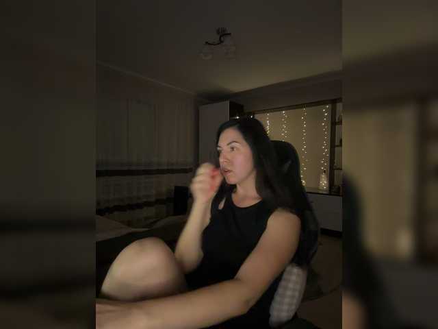 Vika19981 live cam on BongaCams