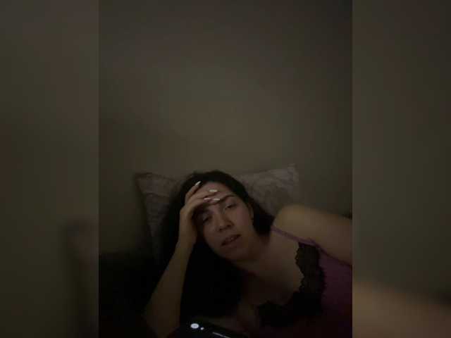 Vika19981 live cam preview
