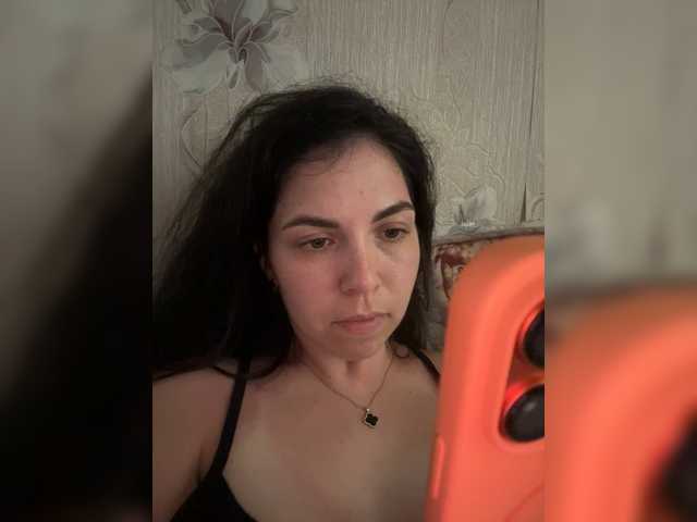 Vika19981 live cam on BongaCams