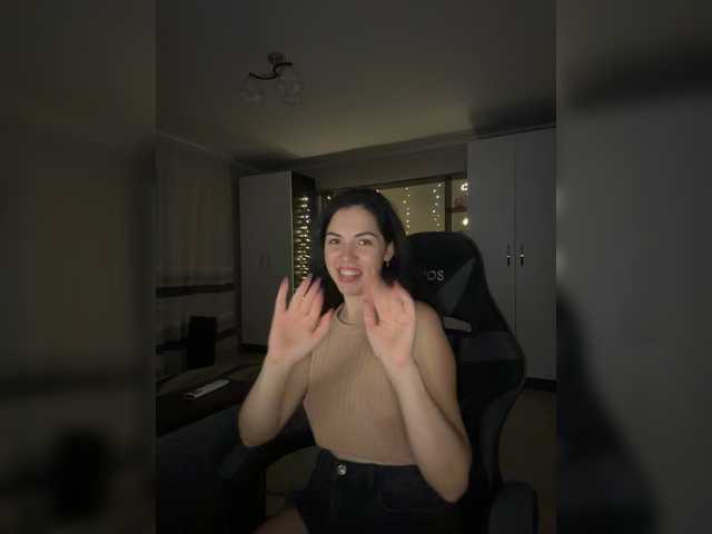 Vika19981 live cam on BongaCams