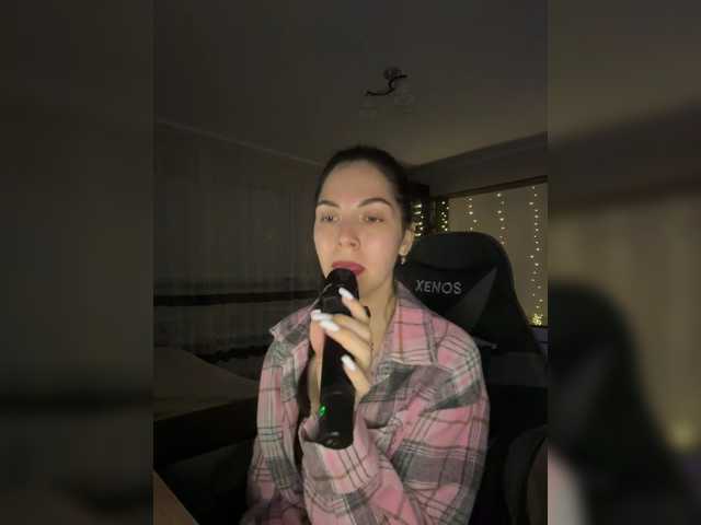 Vika19981 webcam