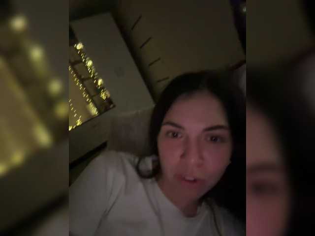 Vika19981, en directo ahora en BongaCams