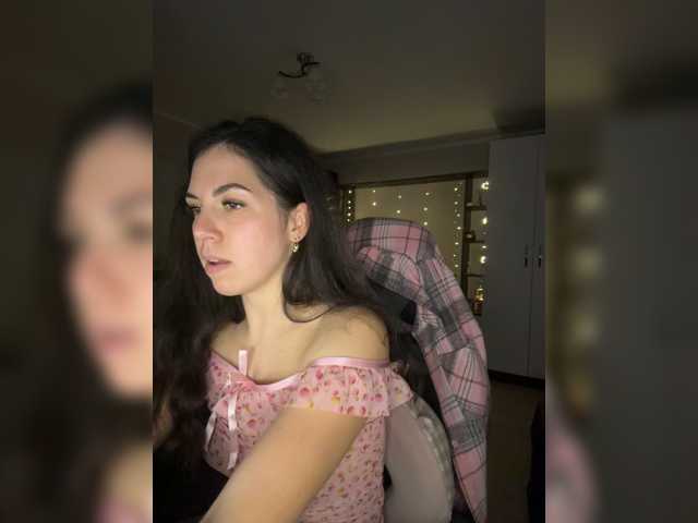 Vika19981 live cam on BongaCams