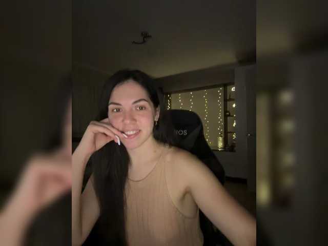 Vika19981 live cam preview
