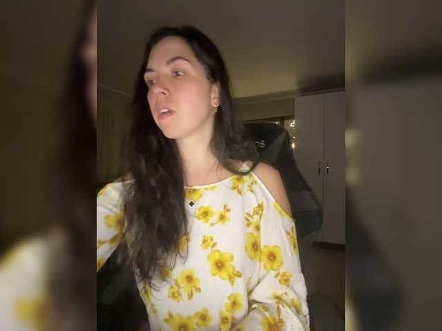 Vika19981 live cam on BongaCams