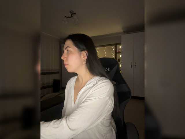Vika19981 live cam
