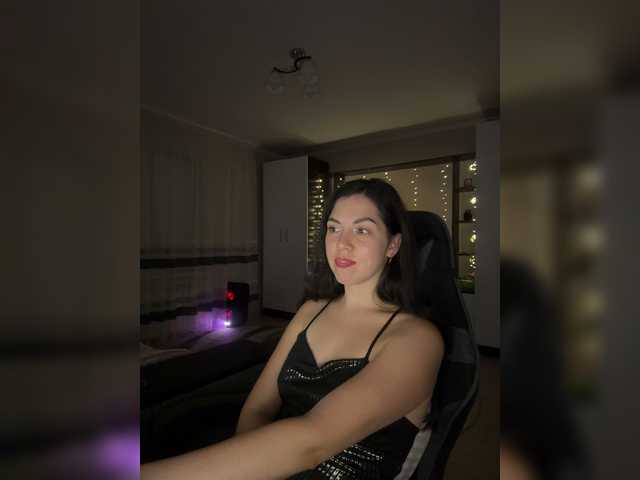 Vika19981 live cam on BongaCams