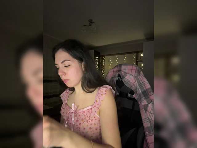 Vika19981 live cam on BongaCams