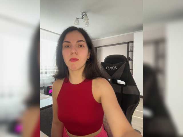 Vika19981 live cam on BongaCams