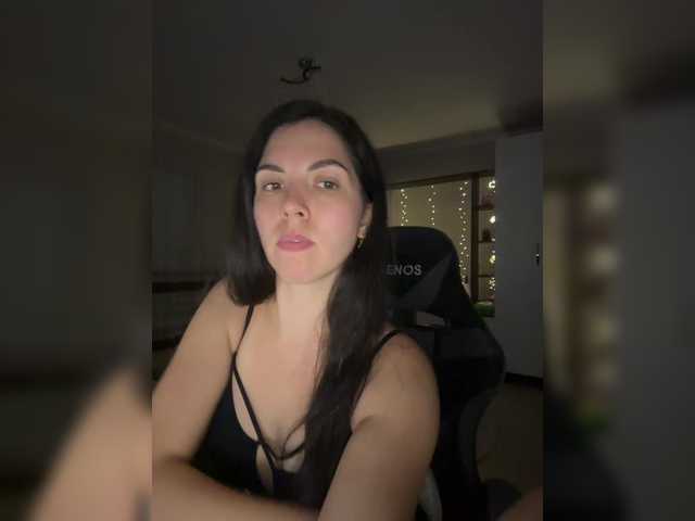 Vika19981 live cam on BongaCams