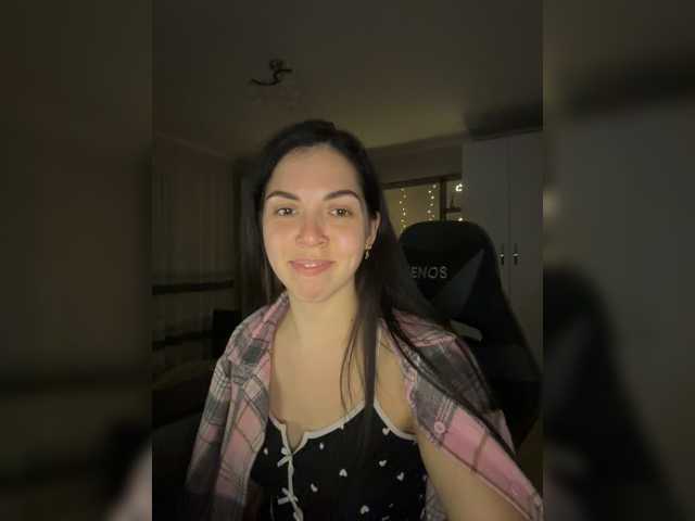 Vika19981 live cam on BongaCams
