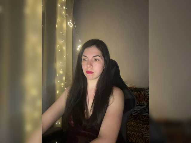 Vika19981 live cam on BongaCams