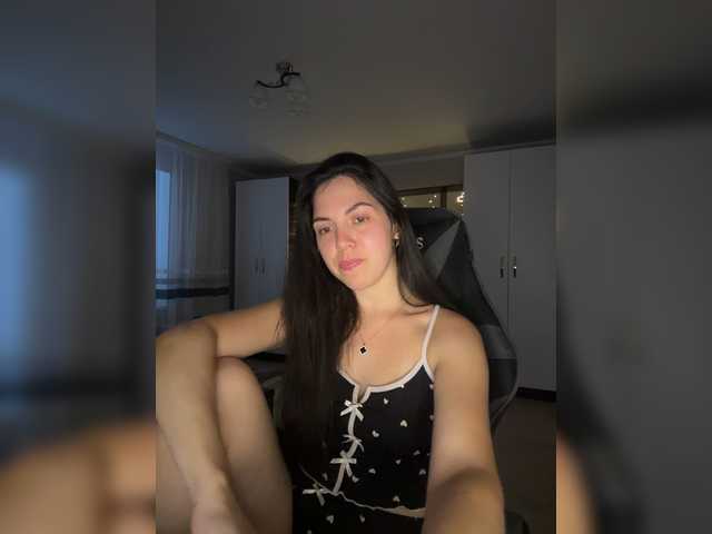 Vika19981 live cam on BongaCams