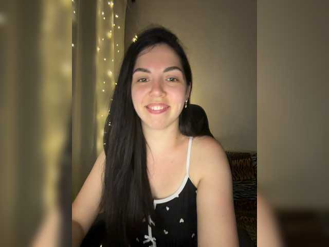 Vika19981 live cam on BongaCams