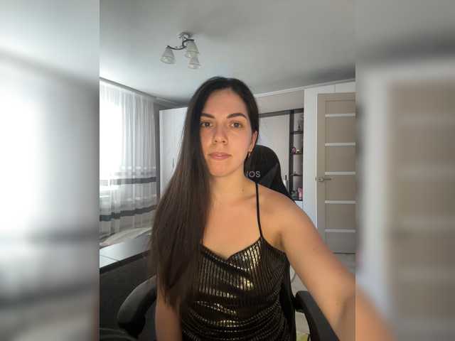 Vika19981 live cam on BongaCams
