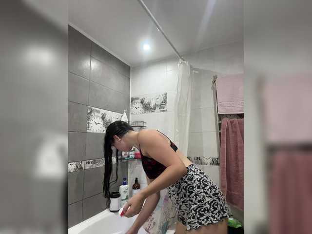 Vika19981 live cam on BongaCams