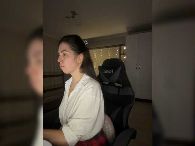 Vika19981 live cam preview
