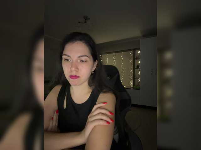 Vika19981 live cam on BongaCams