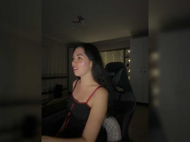 Vika19981 live cam on BongaCams