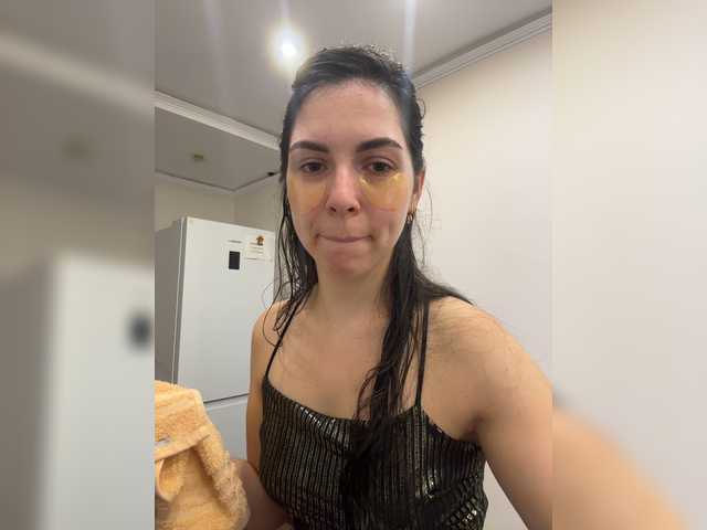 Vika19981 live cam preview