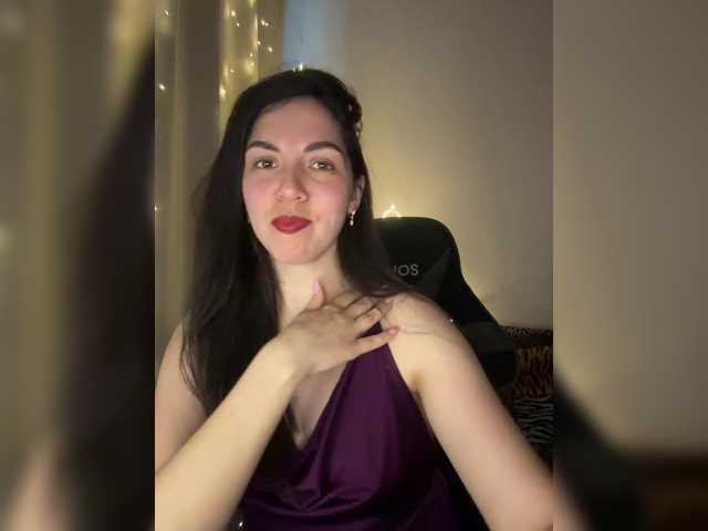 Vika19981 live cam on BongaCams