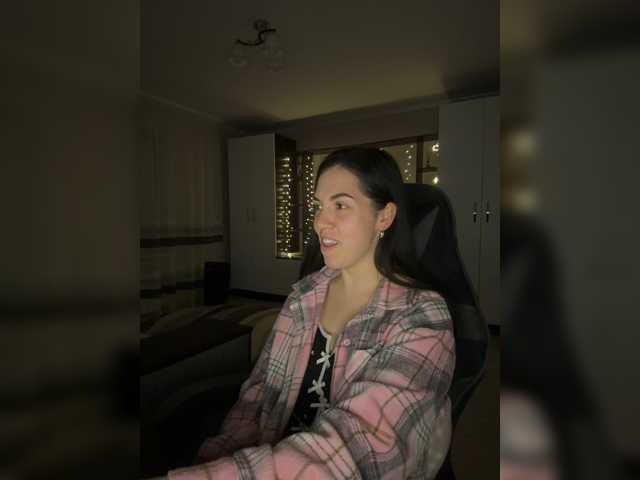 Vika19981 live cam on BongaCams