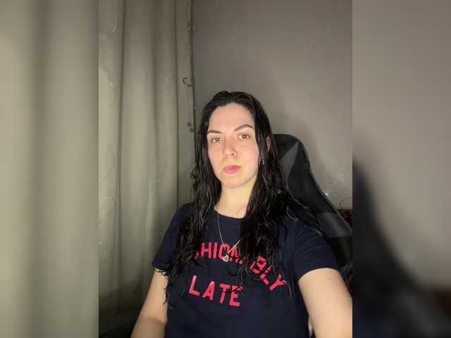 Vika19981's BongaCams show and profile