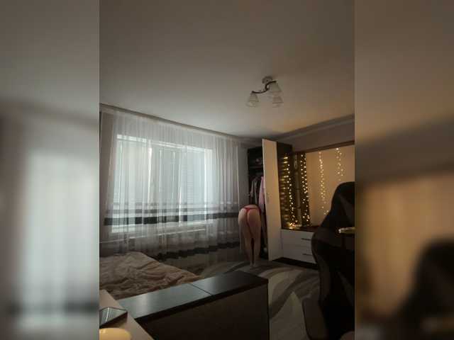 Vika19981 live cam on BongaCams