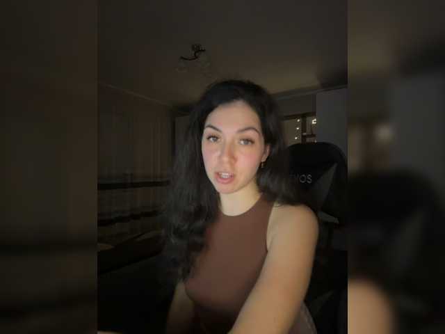 Vika19981 live cam