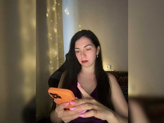 Vika19981 live cam on BongaCams