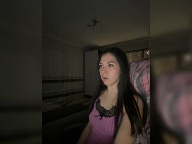 Vika19981 live cam on BongaCams