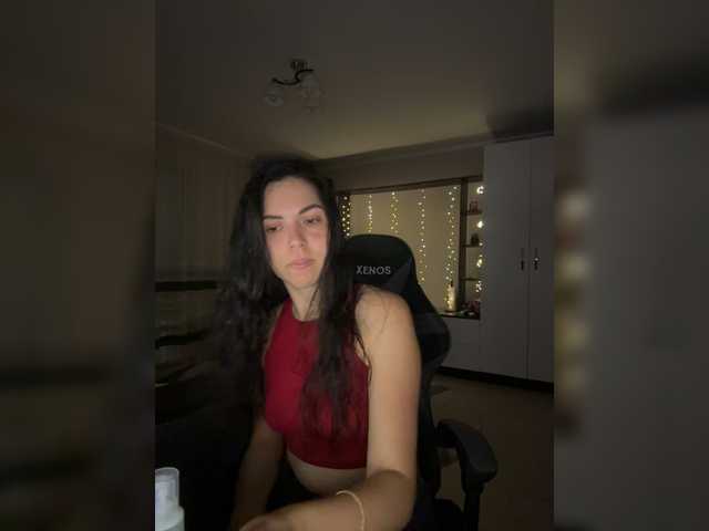 Vika19981 live cam preview