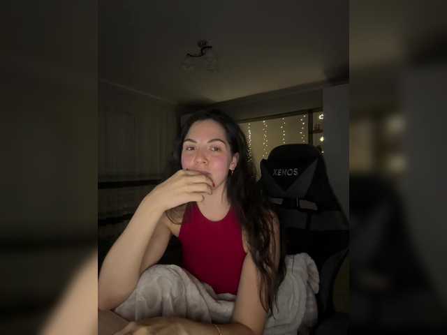 Vika19981 live cam preview