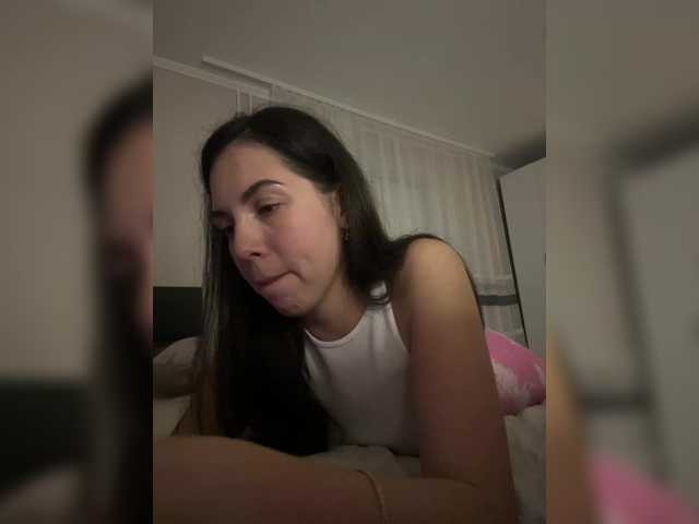 Vika19981 live cam on BongaCams
