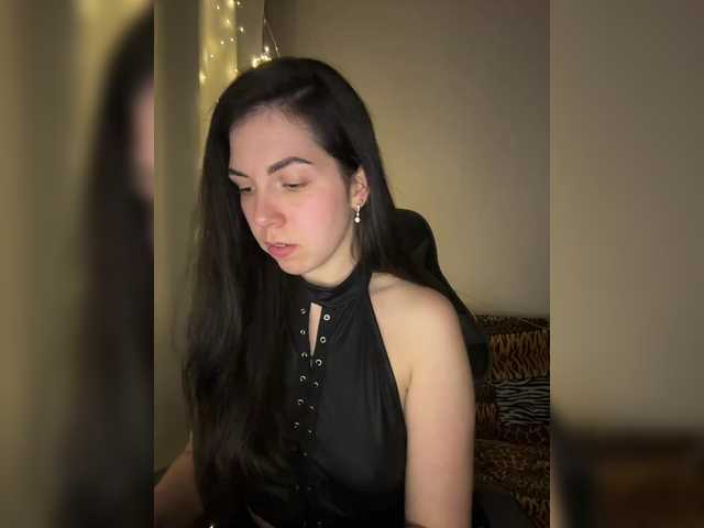 Vika19981 live cam on BongaCams