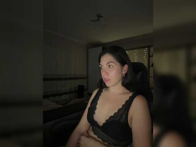 Vika19981 live cam on BongaCams