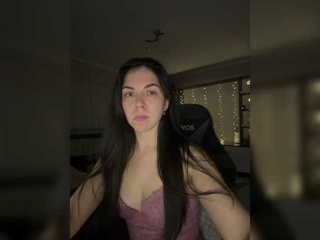Vika19981, en vivo ahora en BongaCams