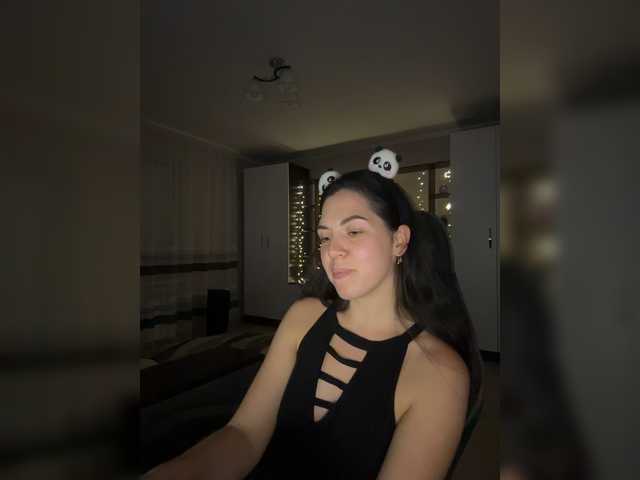Vika19981 live cam on BongaCams