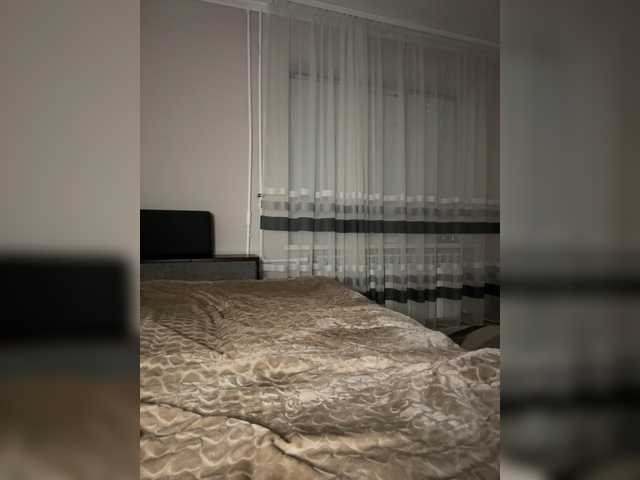 Vika19981 live cam on BongaCams