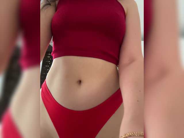 Vika19981 live cam on BongaCams