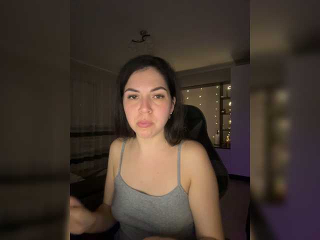 Vika19981 live cam on BongaCams